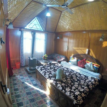 Goona Palace Houseboats Srīnagar Eksteriør billede